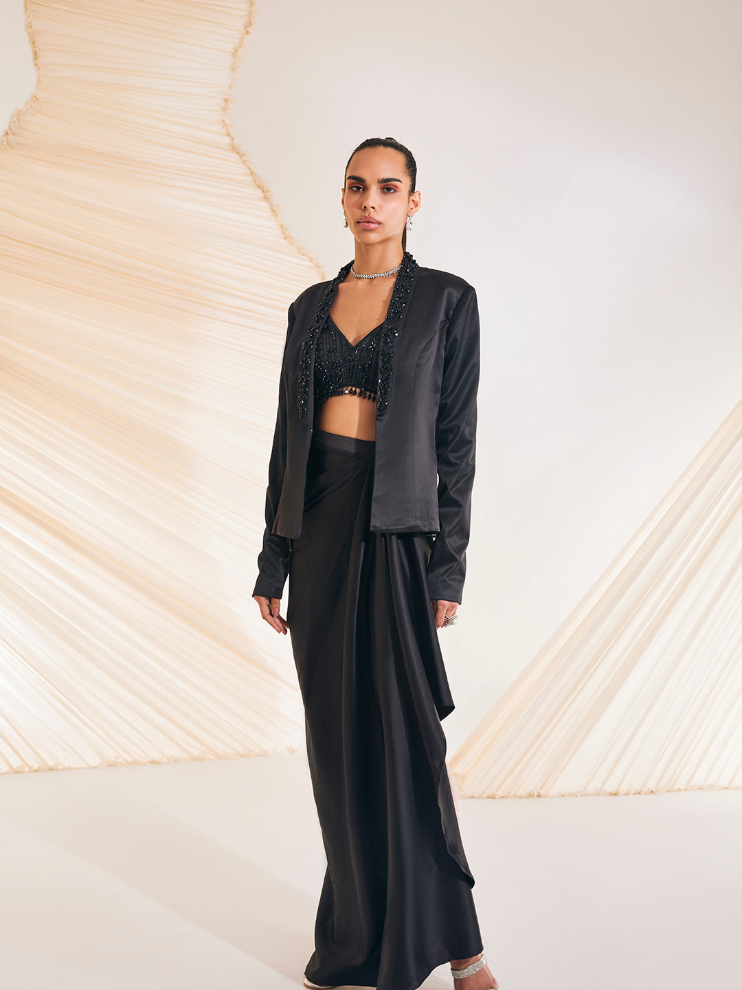 De Bro DEBRO CO-ORD SET – bydivyaaggarwal